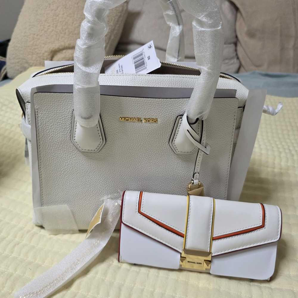 Michael Kors Medium Mercer Handbag and Large Whitney Rainbow Chain Wallet